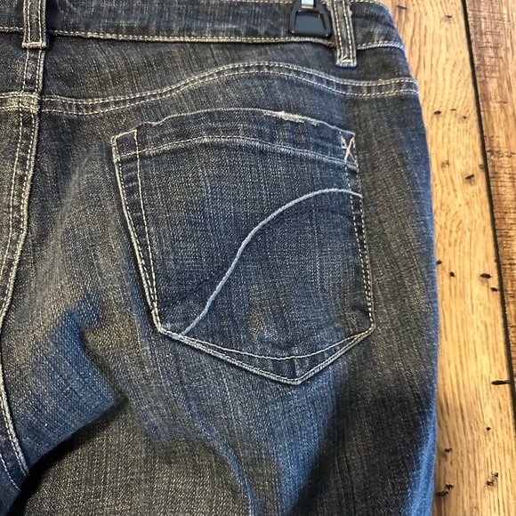 GUC Axcess Liz Claiborne denim jeans. Size 8. Women’s. - Picture 9 of 10